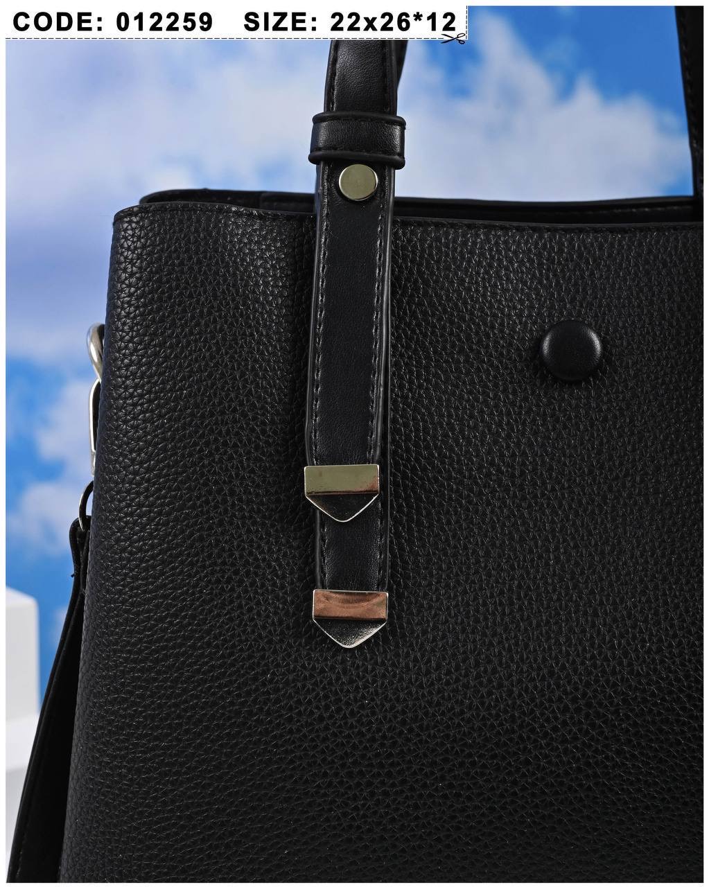 /public/uploads/photos/shares/Suzy bags/IMG_3421.jpeg